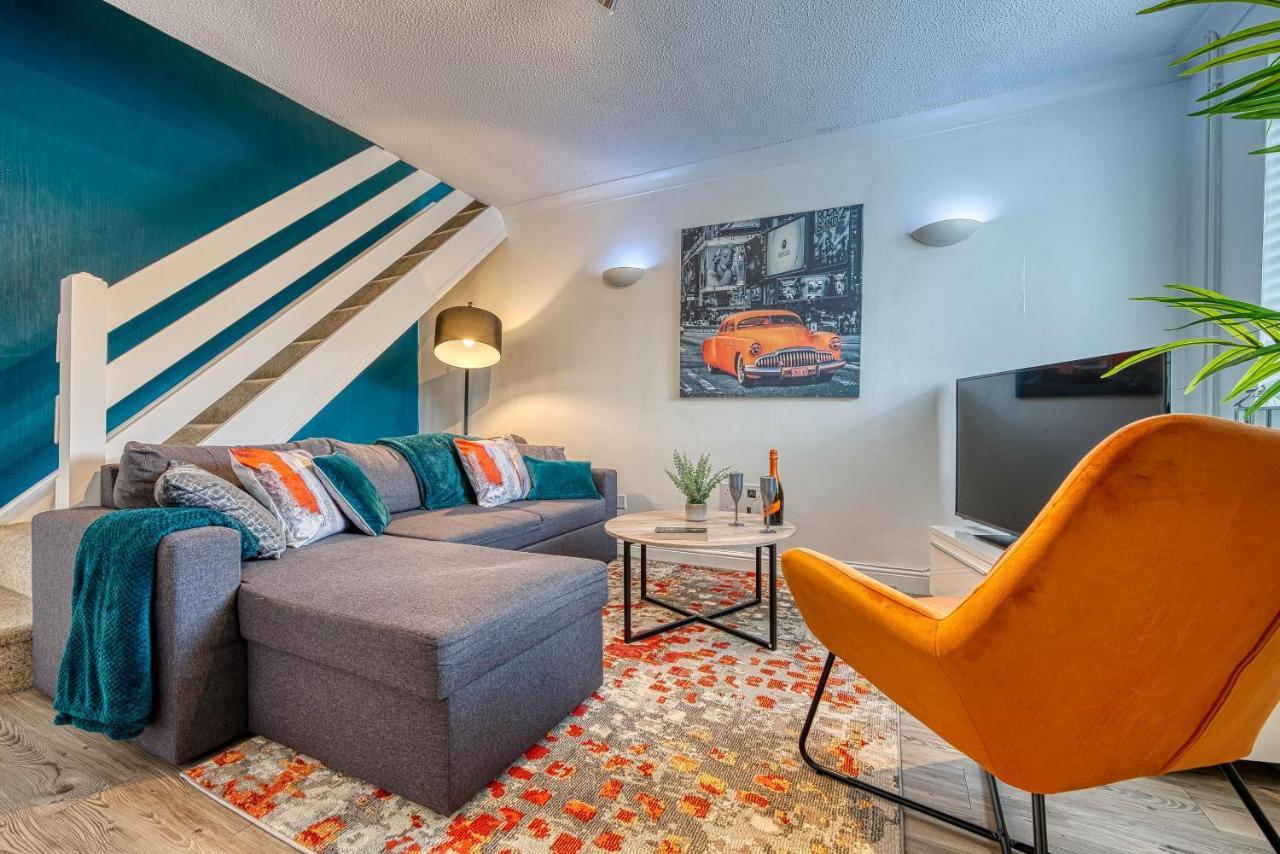 Capri 13 Sa - Contemporary 2 Bedroom House In Loughborough With Free Parking, Close To Loughborough University & M1 Motorway Exterior foto