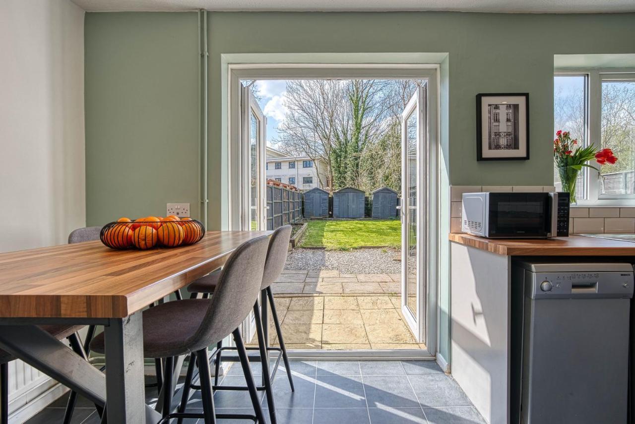 Capri 13 Sa - Contemporary 2 Bedroom House In Loughborough With Free Parking, Close To Loughborough University & M1 Motorway Exterior foto